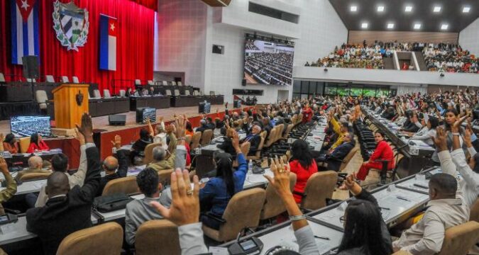 Parlamento cubano inicia este miércoles debates en plenario