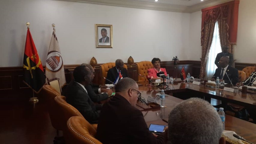 Estrechan nexos parlamentos de Cuba y Angola