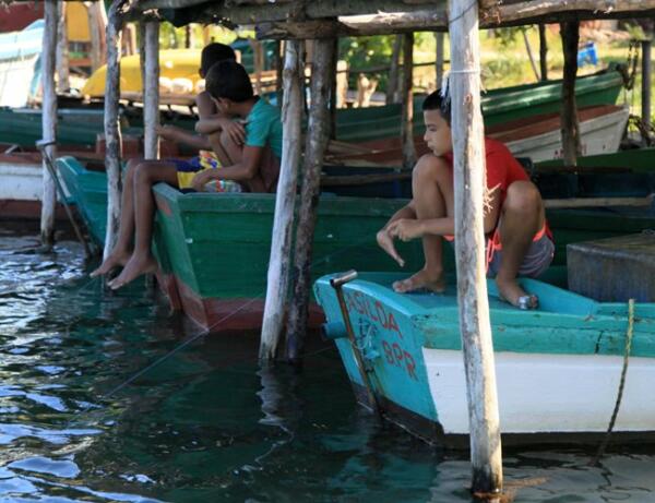 Las familias de pescadores tienen sus herederos. Foto: Oscar Alfonso Sosa.
