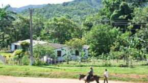 Benefician comunidades de la serranía en Fomento