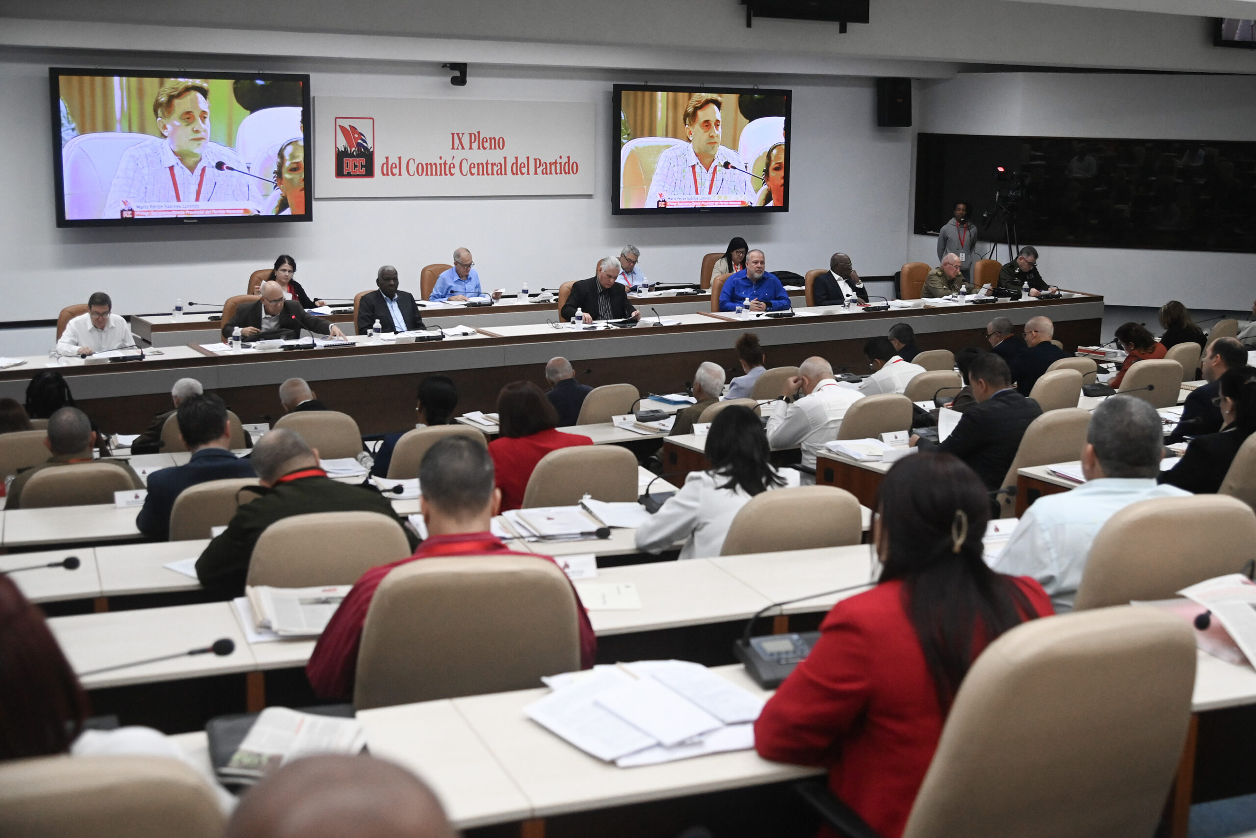 Continúan debates en IX Pleno del Partido Comunista de Cuba (+ post)