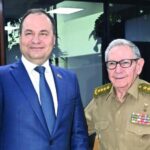 Intercambia Raúl Castro con Primer Ministro de Belarús