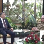 Intercambia Raúl Castro con consejero de Estado de China