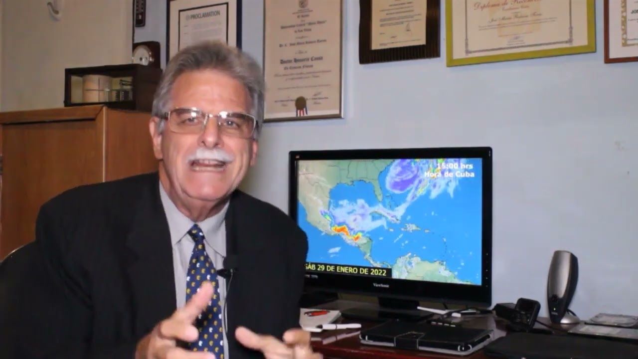 Meteorólogo cubano espera mejorar preparación para enfrentar ciclones