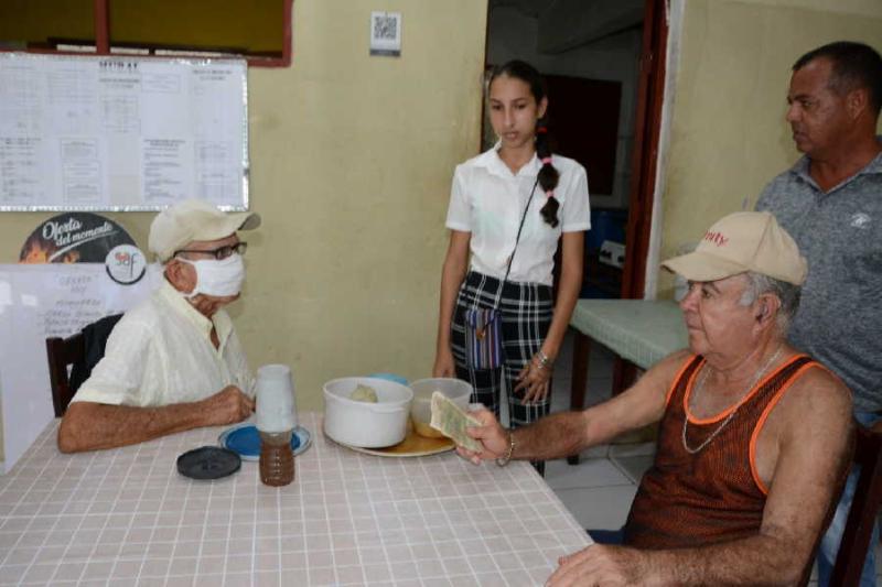Sistema de Atención a la Familia apoya a espirituanos en desventaja social