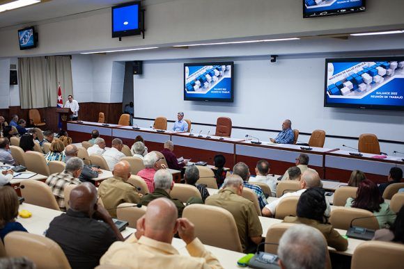 Reconoce Primer Ministro potencialidades de sistema de salud cubano