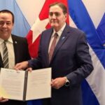 Cuba y OPS ampliarán cooperación para defender la salud