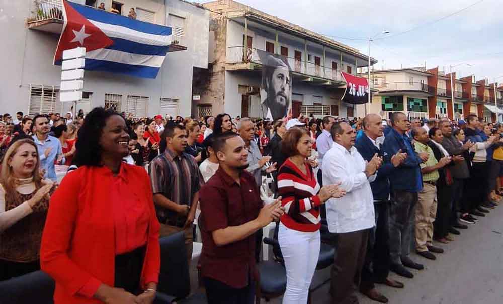 Conmemoran aniversario 65 de la liberación de Sancti Spíritus (+ fotos)