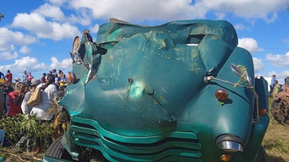 Un fallecido y más de 60 lesionados a causa de accidente de tránsito en Camagüey