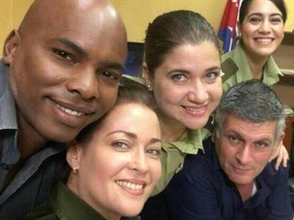 Anuncian regreso de serie televisiva Tras la huella