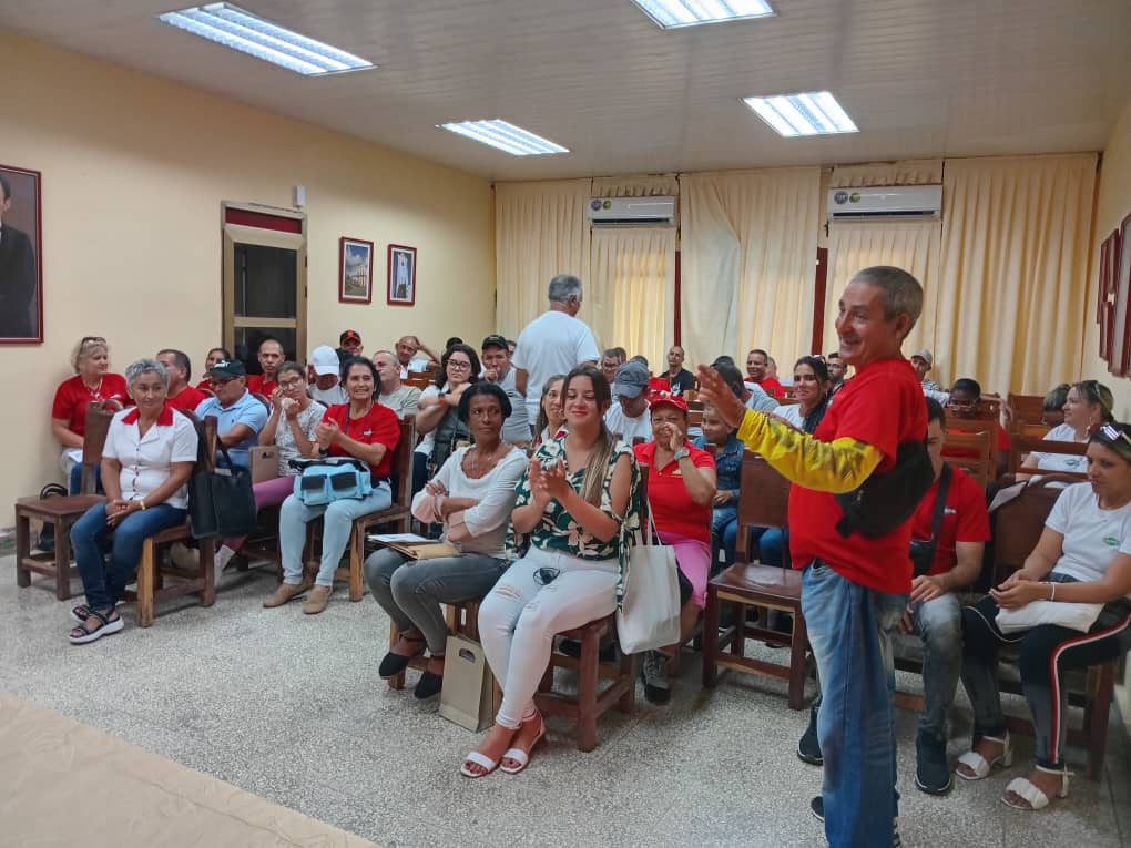 Innovadores de la fábrica La Estancia realizan su evento empresarial