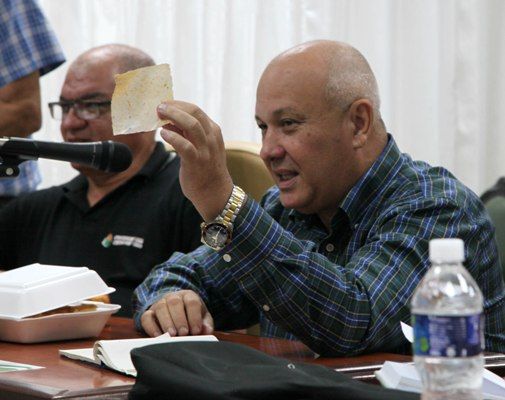 Jorge Luis Tapia Fonseca, Vice Primer Ministro cubano, presidió el debate. Foto: Oscar Alfonso Sosa.