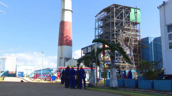Entra en mantenimiento termoeléctrica Antonio Guiteras