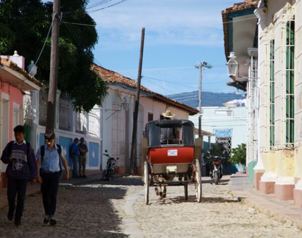 Entre sus huellas  la vida cobra matices en Trinidad. Foto: Oscar Alfonso Sosa.