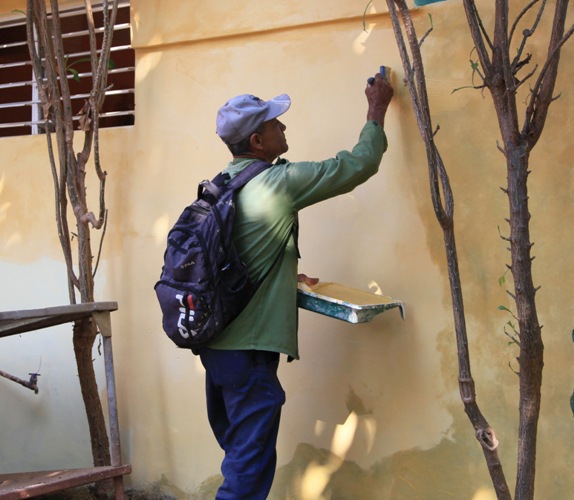 El quehacer para mejorar la vida en barrios y comunidades es distintivo en Trinidad. Foto: Oscar Alfonso Sosa.
