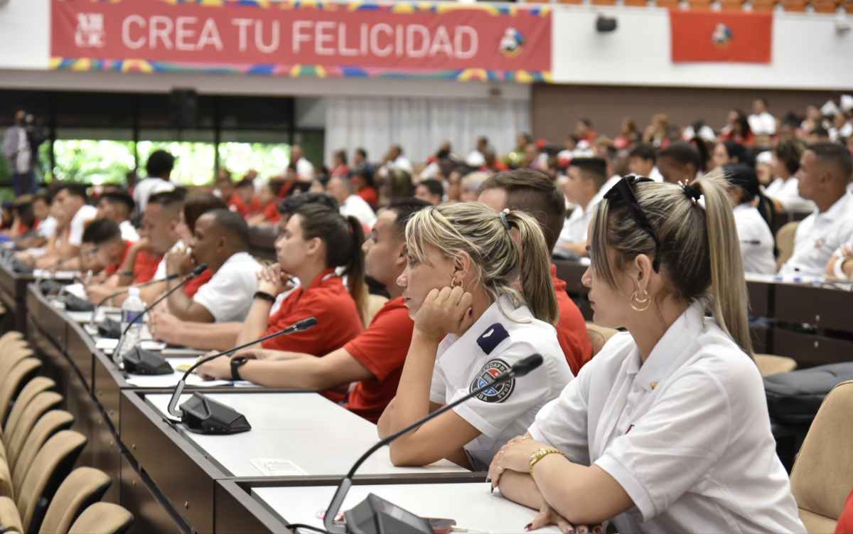 Reafirman prioridad del Estado cubano por la niñez y la juventud