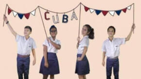 En venta uniformes escolares para grados iniciales de preuniversitarios y politécnicos