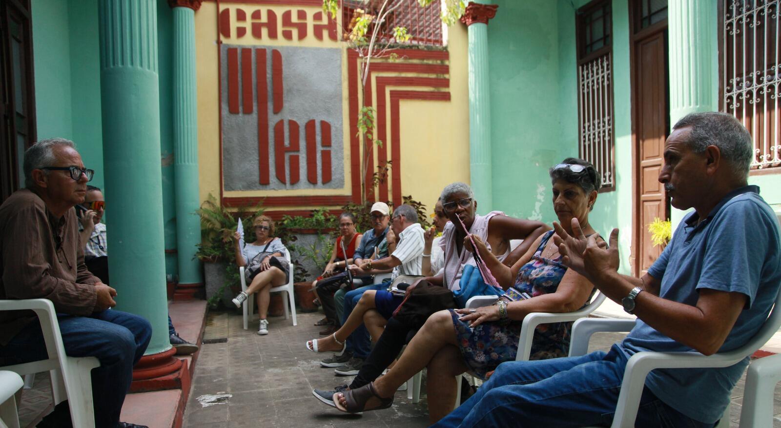 Artistas y periodistas de Sancti Spíritus consolidan alianzas a favor de la creación
