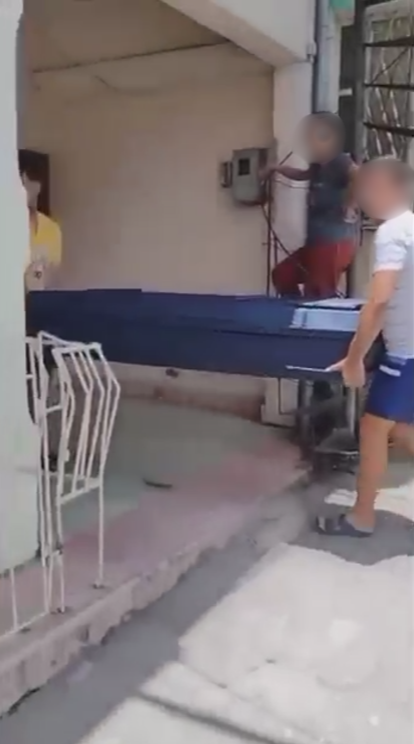 Sancionan en Sancti Spíritus a conductor de carro fúnebre tras caída de féretro (+Video)