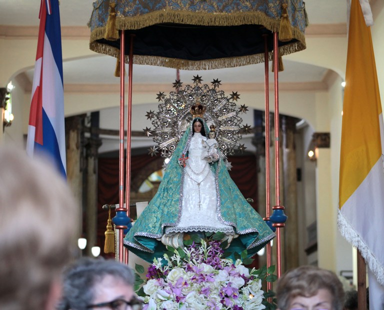 De Cuba, la Virgen de La Caridad