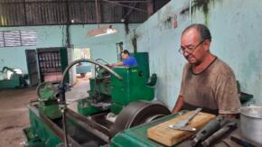 Los mil inventos del taller de maquinaria de Tuinucú