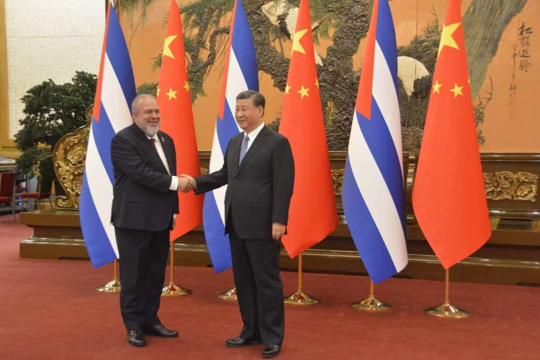 Presidente de China y primer ministro de Cuba por más cooperación
