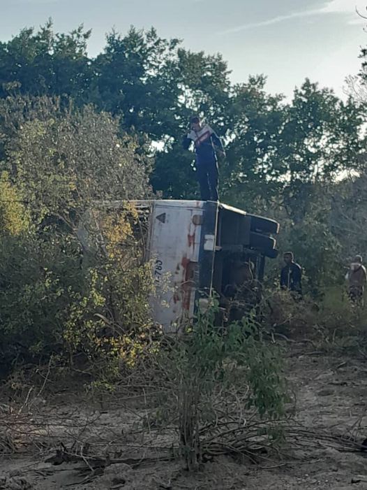 Ómnibus que cubría ruta Sancti Spíritus-Tunas de Zaza se accidenta en El Salado