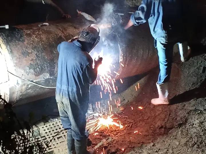 Reparan compleja avería en conductora de agua que abastece a Sancti Spíritus y Cabaiguán
