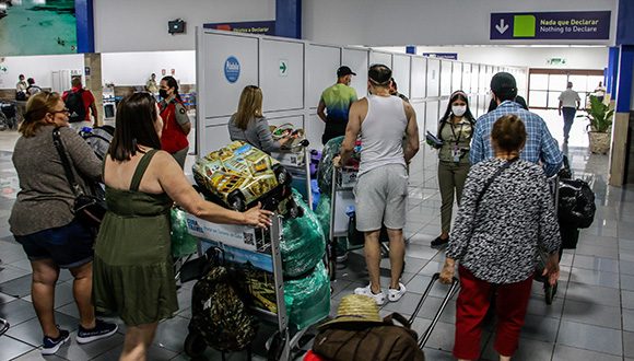 Cuba prorroga beneficios arancelarios para importaciones sin carácter comercial