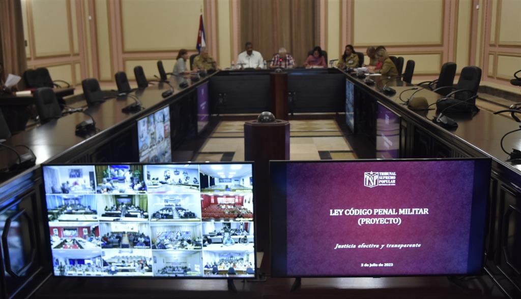 Evalúan en Cuba proyecto de Ley del Código Penal Militar