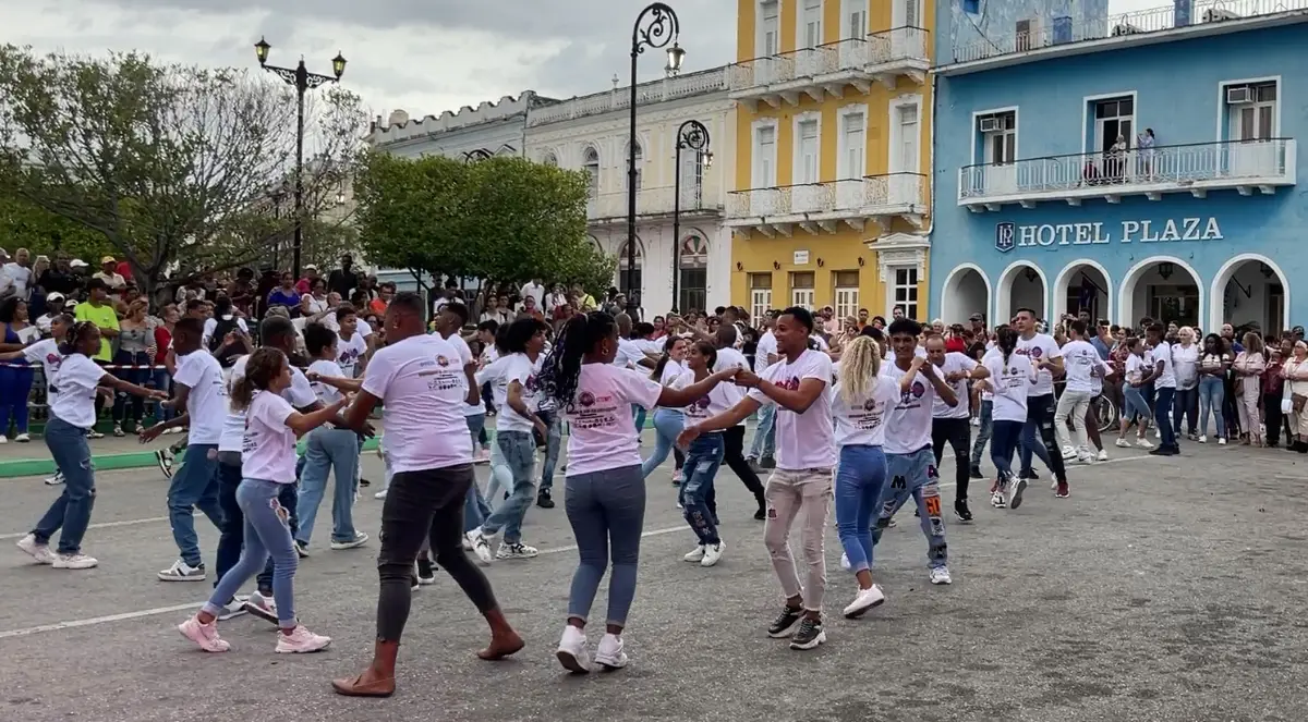 Sancti Spíritus presente en intento de récord Guinness