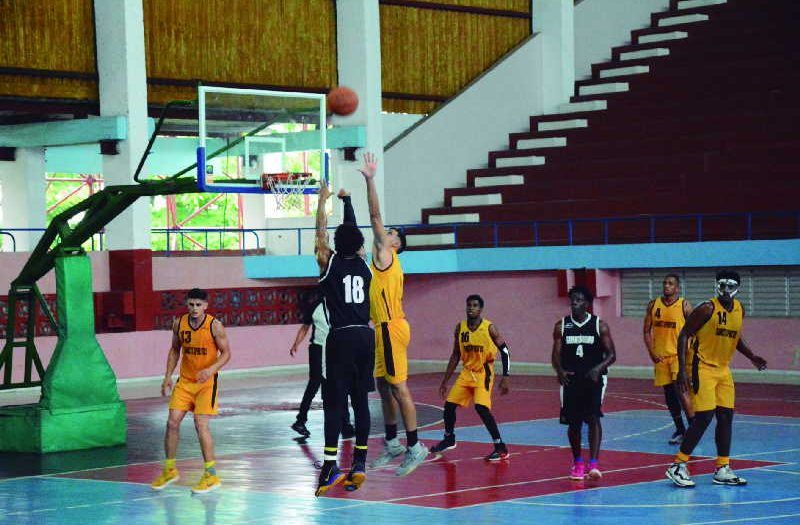Sancti Spíritus por repetir presencia en play off del básquet