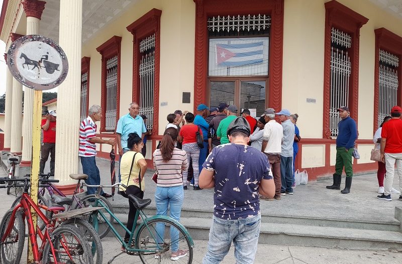 Sobresale gestión de Bandec en entramado financiero de Cabaiguán