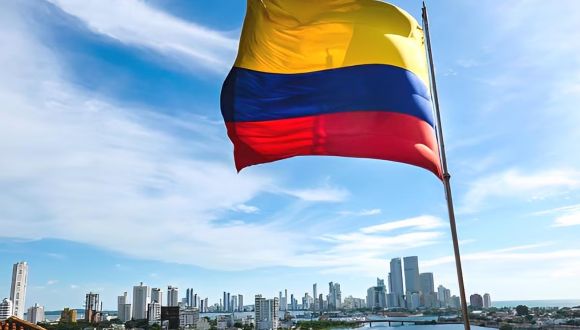 Gobierno colombiano y ELN firman en Cuba protocolos para cumplir acuerdo de cese al fuego