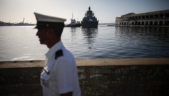 Visita de naves rusas a Cuba no genera amenaza para la región