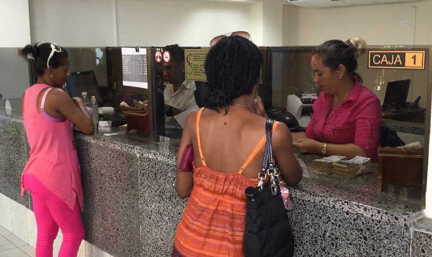 Nuevo servicio de CADECA en Sancti Spíritus genera positivo impacto
