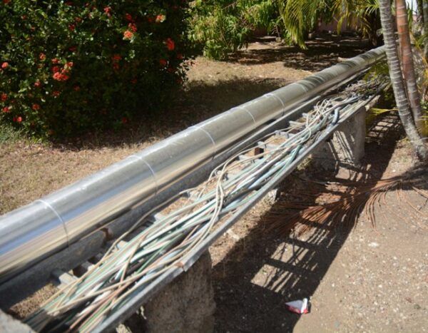 Los conductos de vapor fueron renovados y mejorado su sistema de aislamiento. Foto: Oscar Alfonso Sosa.