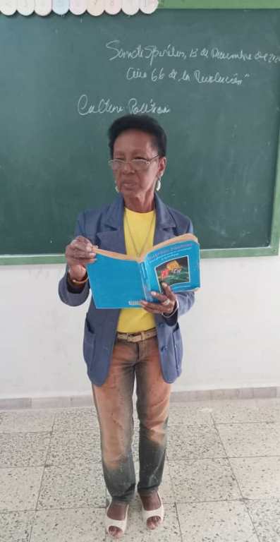 Celina Mendoza Llorente: maestra de maestros
