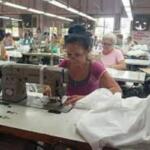 Confecciones Cumbre por completar elaboración de uniformes escolares