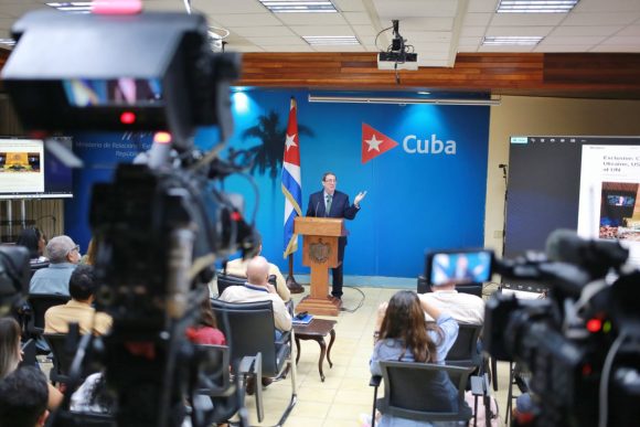 Denuncia canciller cubano presiones de EEUU ante votación contra bloqueo