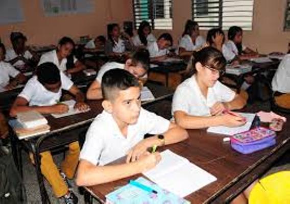 Regresan a las aulas estudiantes de Cabaiguán