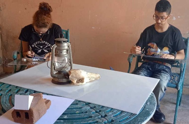 Galería espirituana de arte se convierte en escuela este verano