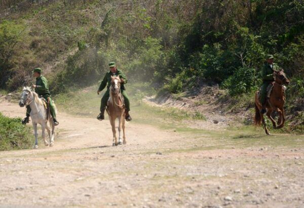 La infantería ligera de montaña, con el apoyo de hombres y medios del escenario, matizó acciones específicas del ejercicio  Moncada 2023. Foto: Oscar Alfonso Sosa.