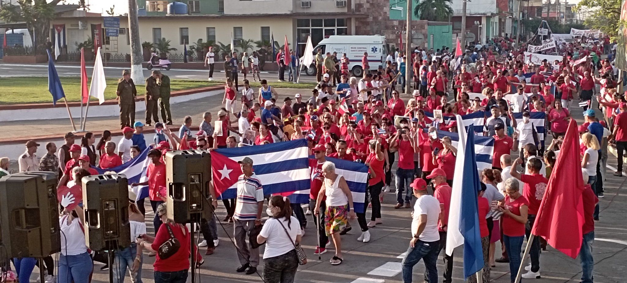 Primero de Mayo: Por Cuba juntos creamos