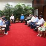 Dialoga Díaz-Canel con comitiva de empresarios chinos del sector azucarero