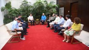 Dialoga Díaz-Canel con comitiva de empresarios chinos del sector azucarero