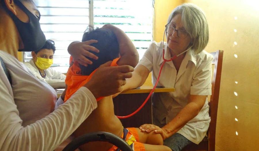 Doctora Iraida Morera: “Para mí es bien placentero trabajar con niños”