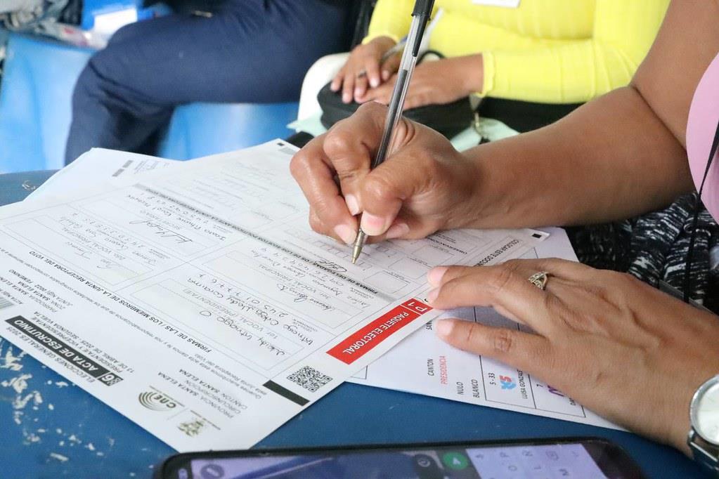 Ecuador: Los números cuestionados de la elección