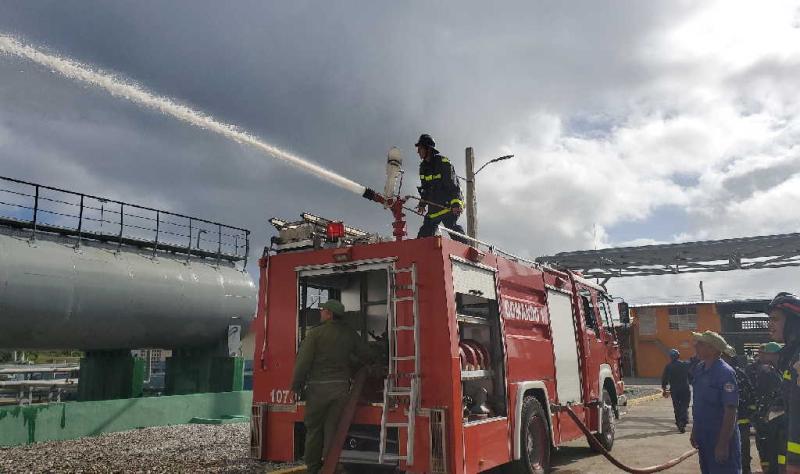 Sancti Spíritus celebra 328 años de servicio del Cuerpo de Bomberos