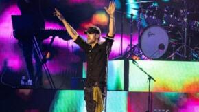 Enrique Iglesias reunió a miles de asistentes en sus conciertos en la India